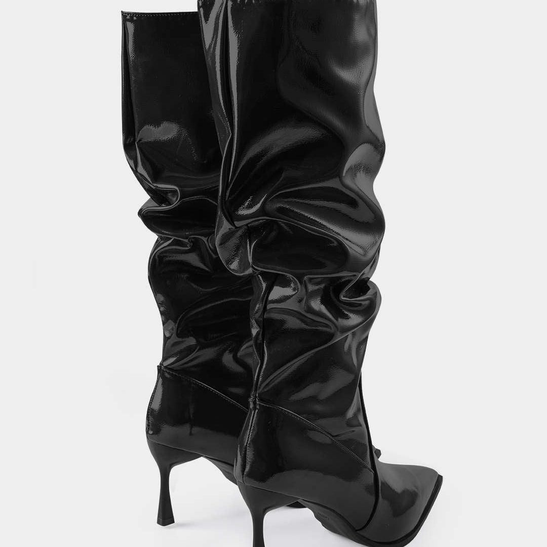 Botas de Cuero Sintético con Pliegues y Punta Afila